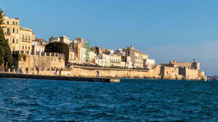 ortigia-private-boat-excursion