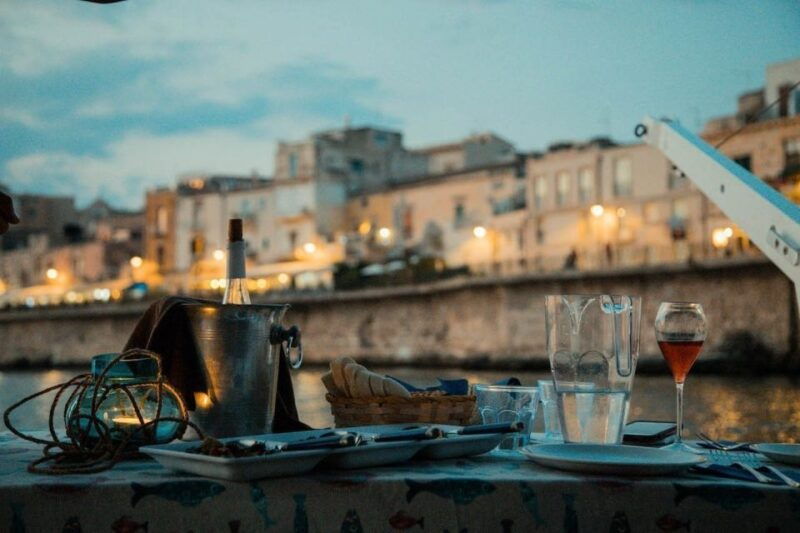 ortygia-sailing-tour-to-plemmirio-with-aperitif
