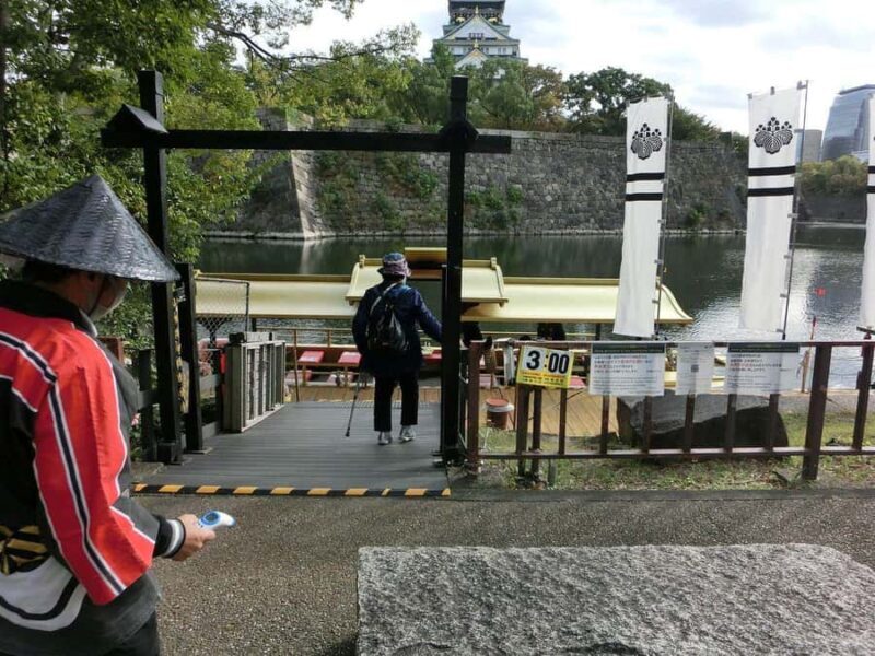 Osaka: 2-Day Castle Tour, Meditation, and Waterfall Hike - Key Points