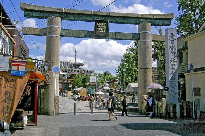 osaka-airport-transfers-osaka-city-to-kansai-airport-kix-in-business-van