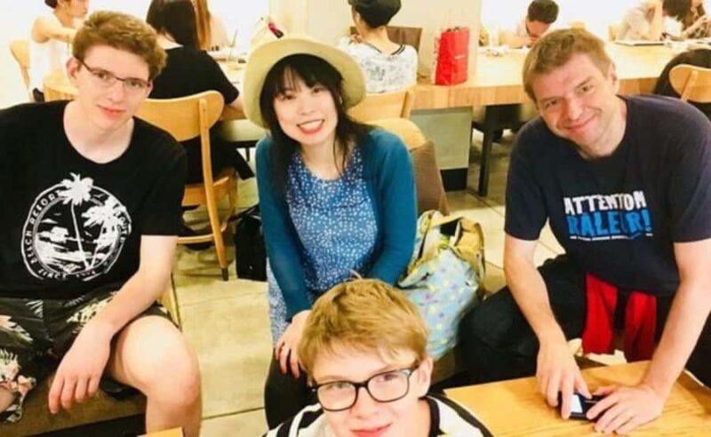 Osaka : Best Food tour with a Guide - Key Points