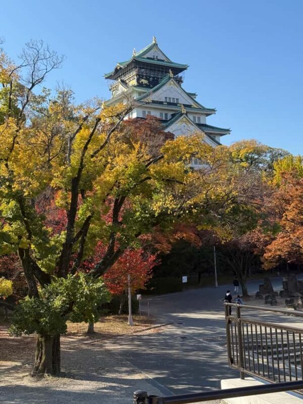 Osaka Castle: A Guided Historical Tour of the Interior and Gardens - Key Points