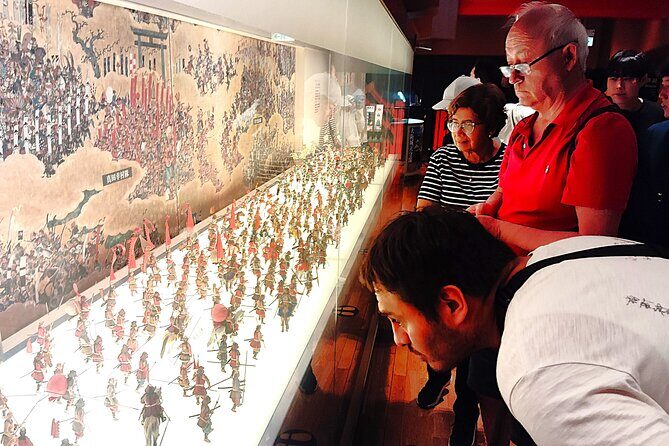 Osaka: Castle and Stone Walls Guided Walking Tour - What to Expect During the Tour