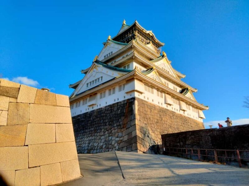 Osaka Castle Hidden Gem Walk Tour + Multilingual Audio Guide - Key Points