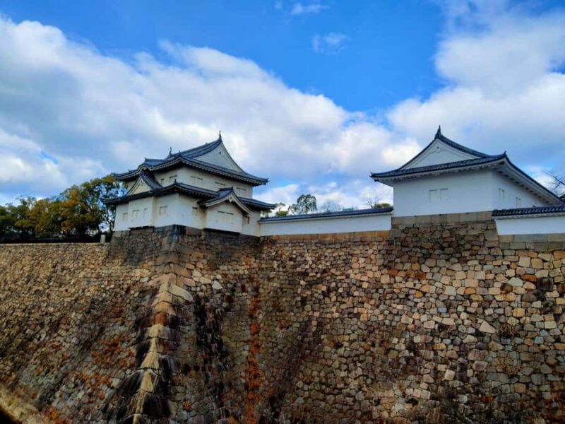 Osaka Castle Hidden Gem Walk Tour + Multilingual Audio Guide - An In-Depth Look at the Osaka Castle Hidden Gem Walk