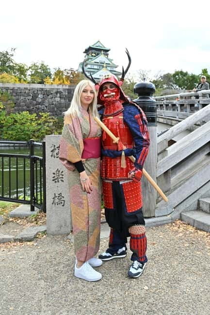 Osaka Castle Private Guided Tours in Samurai Armor - Dive into the Cultural Experience