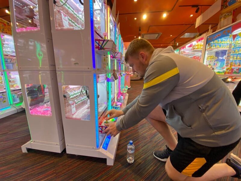 Osaka Castle Walking Tour  With Optional City Highlights - Practical Details and Considerations