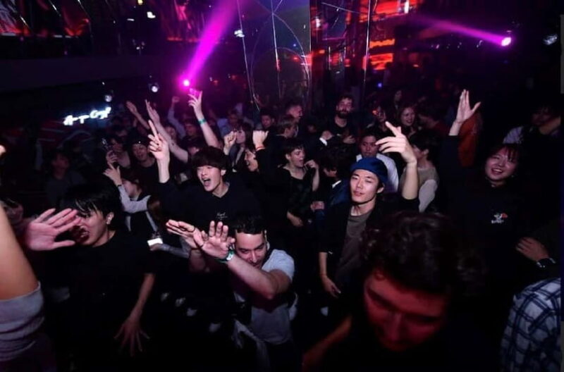 Osaka: CHEVAL All-You-Can-Drink Ticket & VIP(For Foreign) - Key Points