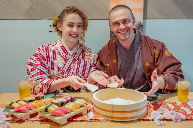 osaka-dotonbori-sushi-making-experience