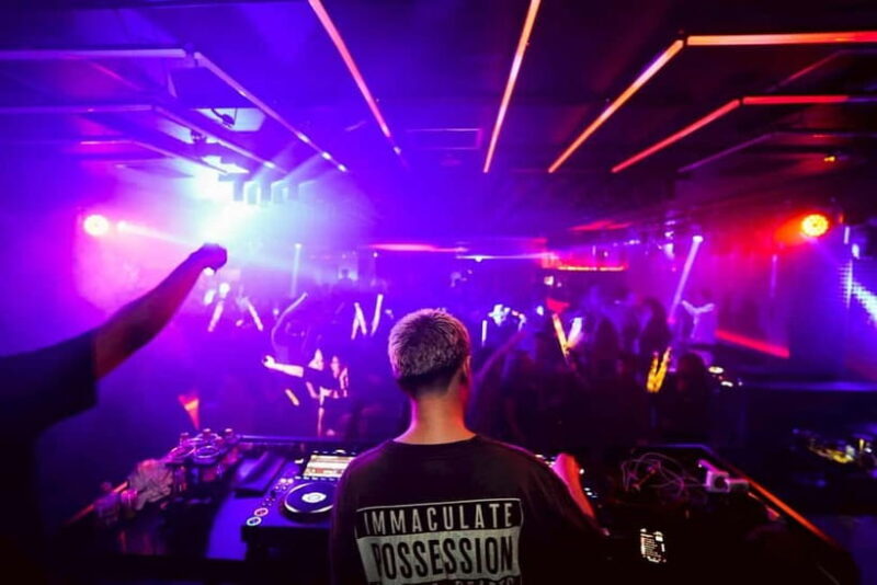 Osaka Dotonbori:GIRAFFE Nightclub Ticket & VIP (For Foreign) - Key Points