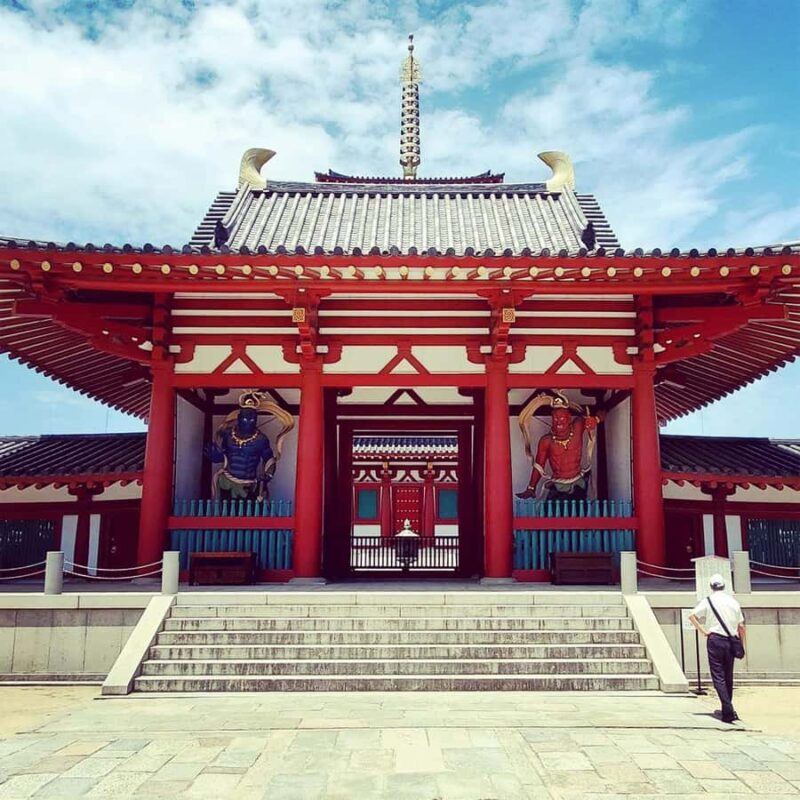 Osaka: Explore Castle, Temple & Shrine Guided Walking Tour - Value and Who Will Love This Tour