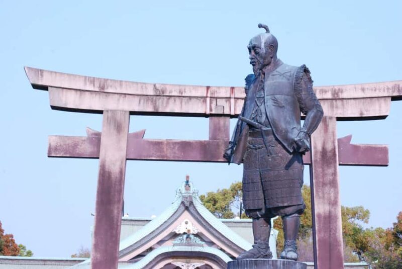 Osaka: Explore Osaka Castle Guided Tour - Key Points