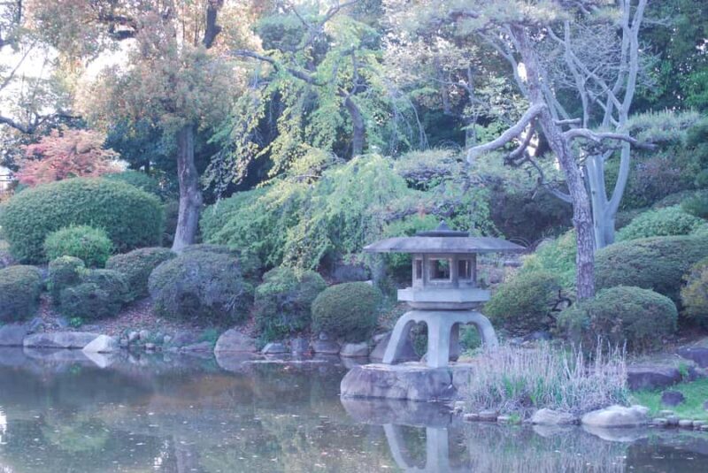 Osaka: Explore Osaka Castle Guided Tour - Discovering Osaka Castle: A Timeless Landmark