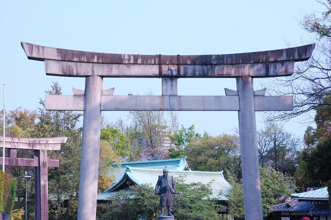 Osaka: Explore Osaka Castle Guided Tour - The Sum Up