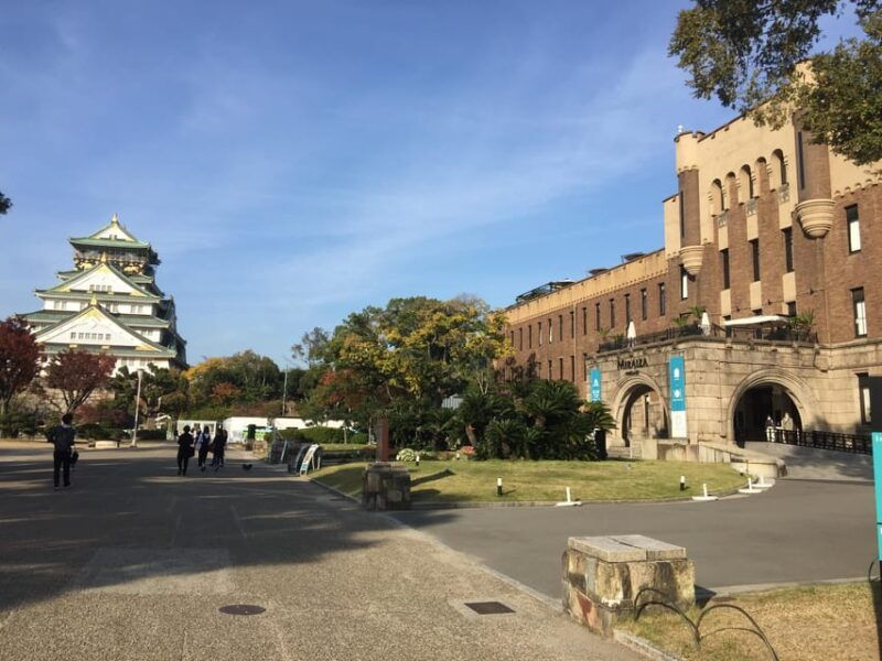 osaka-half-day-private-guided-tour-of-the-castle