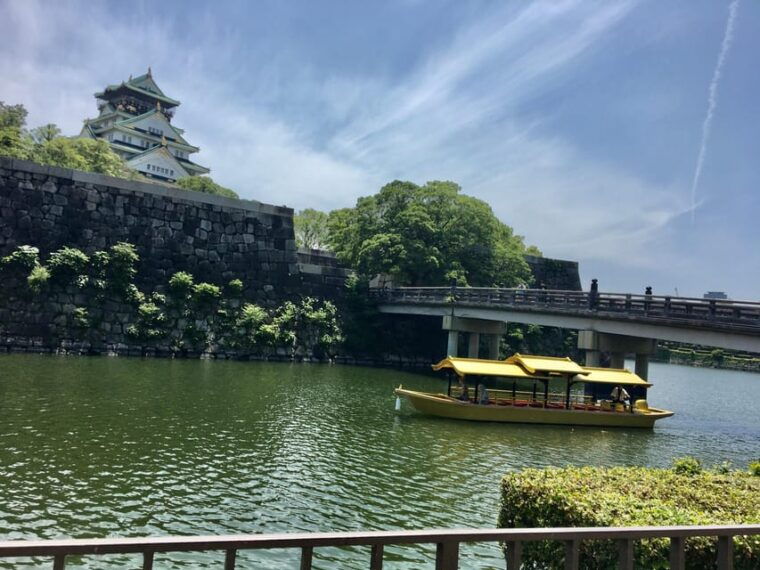 osaka-half-day-private-guided-tour-of-the-castle