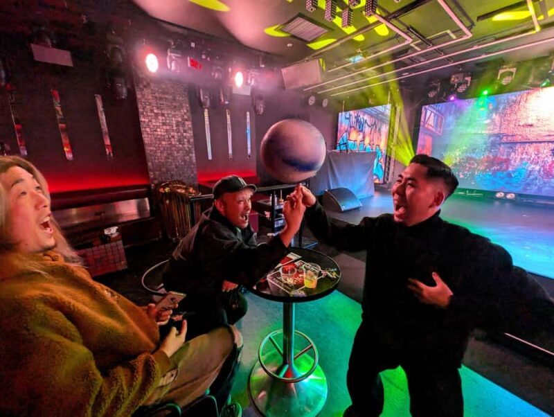 Osaka: High-Energy Japanese Variety Night Show (English MC) - Key Points