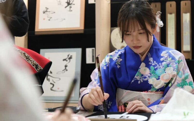 Osaka: Japanese Culture Experience Tea Ceremony Calligraphy - Why This Experience Works Well