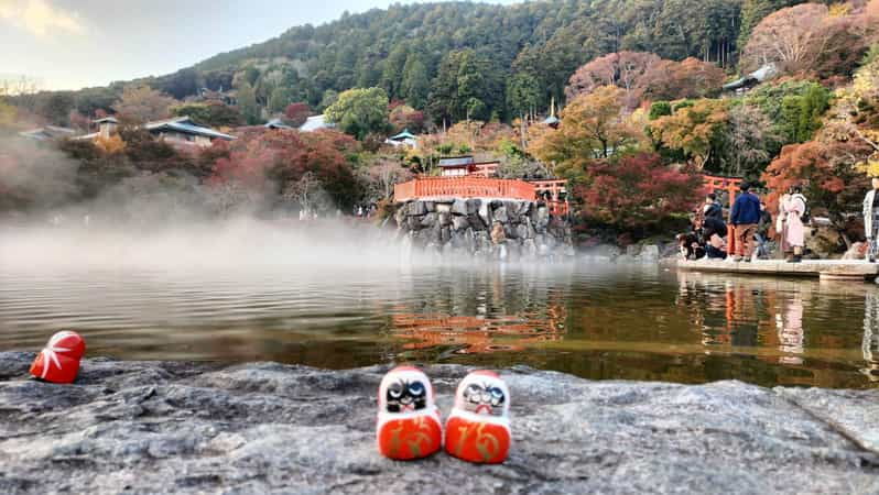osaka-katsuo-ji-temple-autumn-leaves-guided-tour