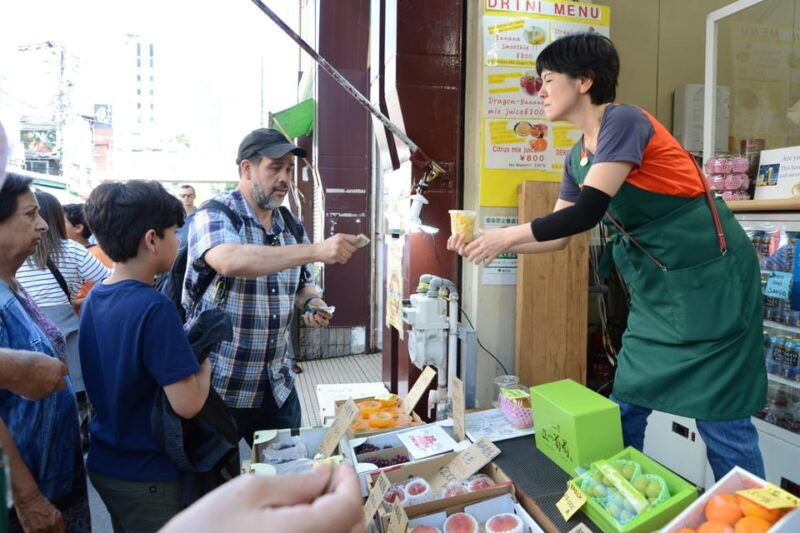 osaka-kurmoun-marketa-friendly-food-journey-through-culture