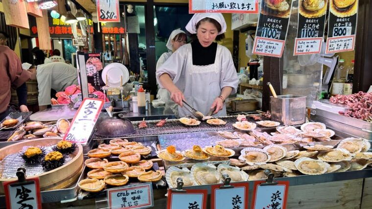 osaka-kurumon-market-all-you-can-eat-food-culture-tour