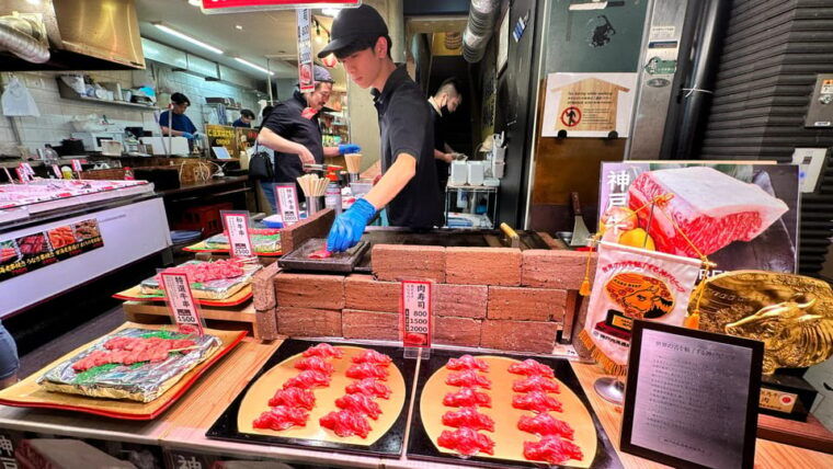 osaka-kurumon-market-all-you-can-eat-food-culture-tour