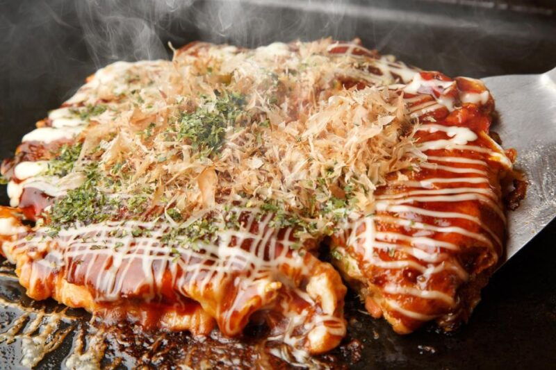 osaka-local-foodie-tour-in-dotonbori-and-shinsekai