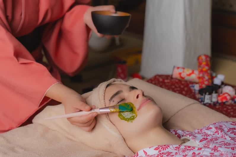 osaka-matcha-facial-pack-head-spa-at-the-temple