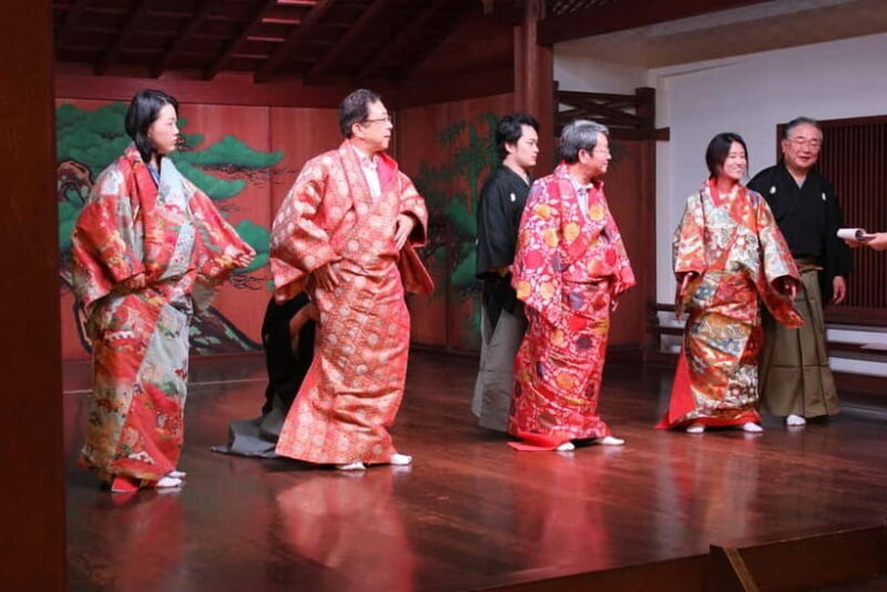Osaka: Noh Performance with English Subtitles and Workshop - A Closer Look at the Experience