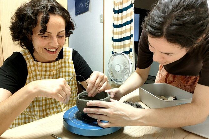 osaka-private-japanese-traditional-ceramics-experience
