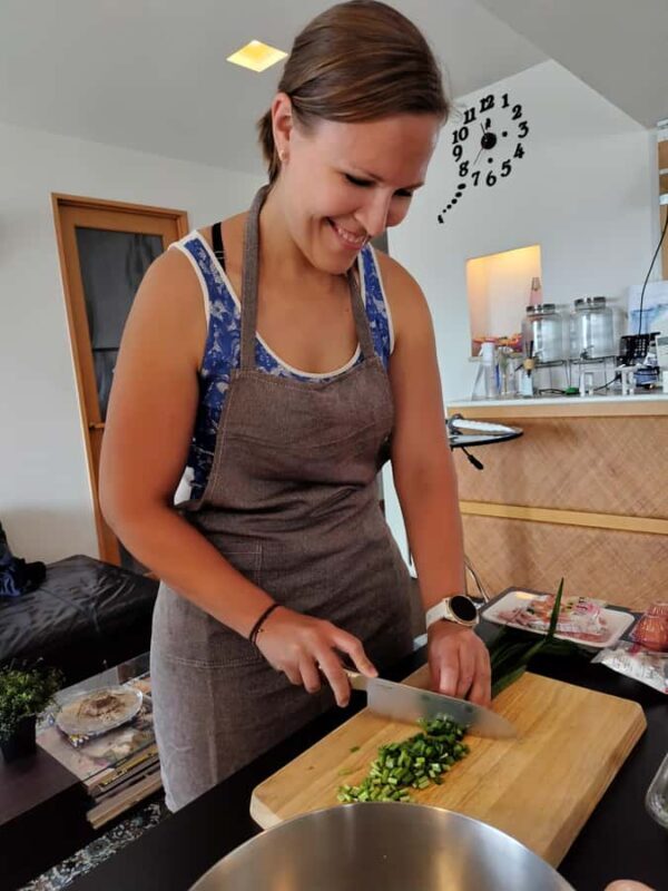 Osaka: Ramen and Gyoza Cooking Class with City Views - Key Points