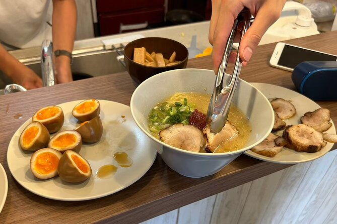 osaka-ramen-cooking-class-and-toasting-party