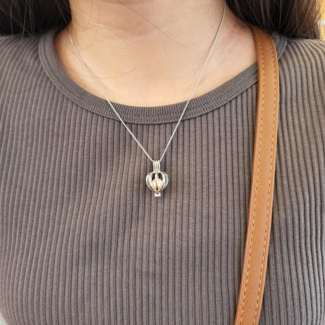 osaka-shinsaibashi-pearl-extraction-experience