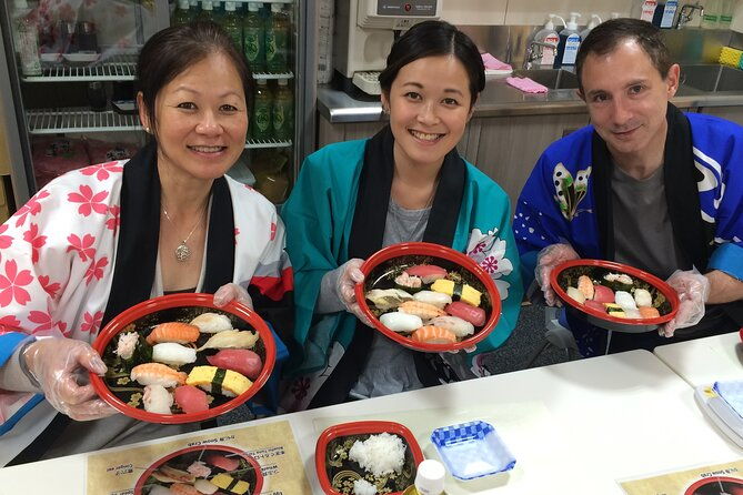 osaka-sushi-making-class-at-a-conveyor-belt-sushi-restaurant