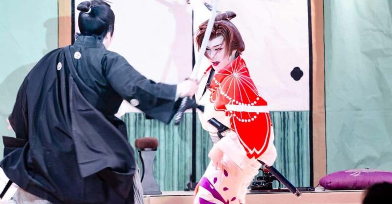 osaka-taishu-engeki-show-and-hot-spring-experience-in-minoo
