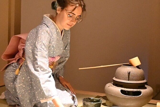 Osaka: Tea Ceremony, Calligraphy, and Kimono Experience - Key Points