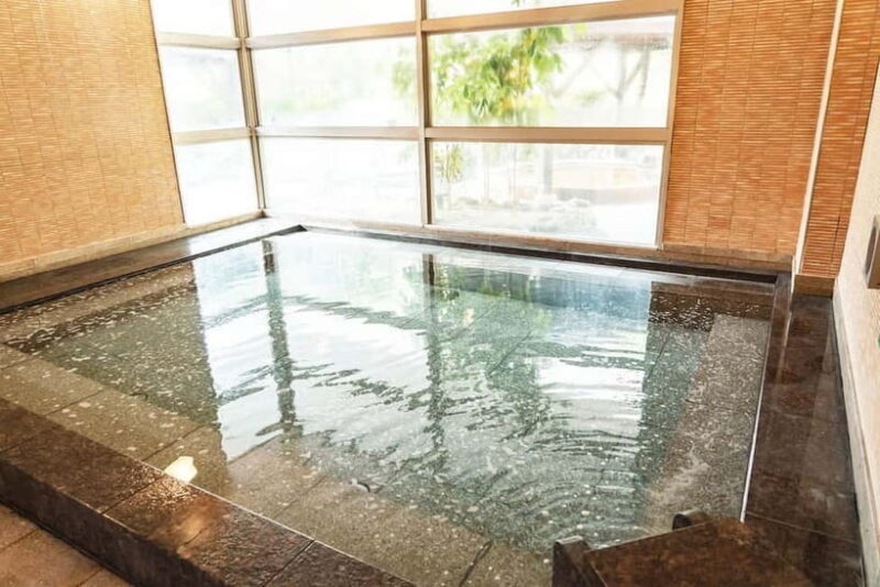 Osaka: Tennen Onsen Naniwa-no-Yu, the famous hot spring spa - The Sum Up