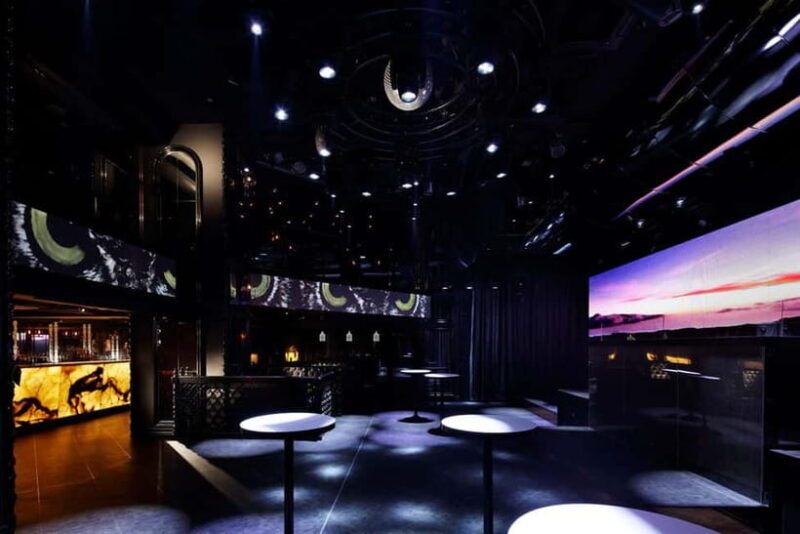 Osaka Umeda: OWL Nightclub Admission Ticket (For Foreign) - Key Points