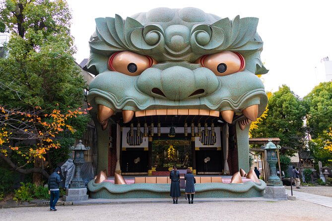 osaka-unveiled-from-bustling-streets-to-serene-shrines