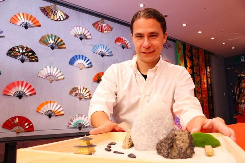 osaka-zen-garden-making-and-matcha-experience