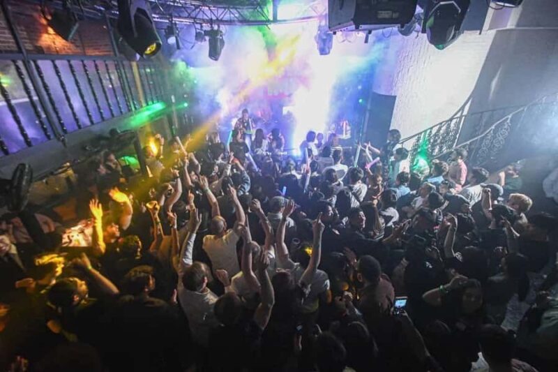 Osaka:AMMONA Nightclub Admission Ticket with Drink/VIP Plan - FAQ