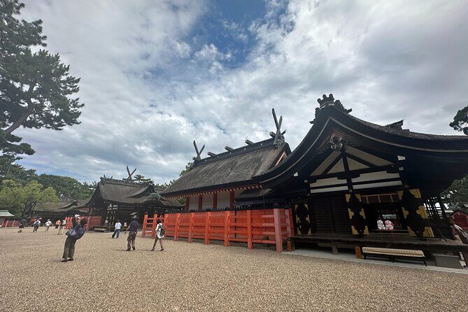 Osakas Hidden Gem: Sumiyoshi Taisha Shrine Tour in 90 Minutes - FAQ
