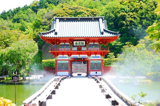 osakas-secret-adventures-daruma-magic-and-minoh-falls