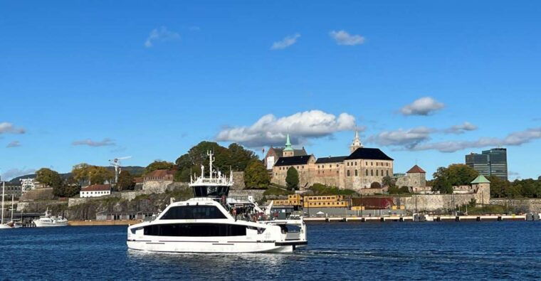 oslo-city-highlights-guided-tour-by-coach-with-fjord-cruise