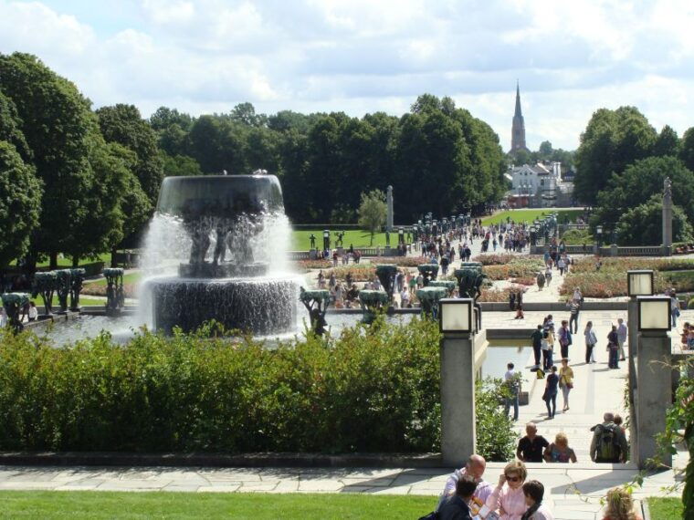 oslo-city-sightseeing-discovery-tour-by-bus