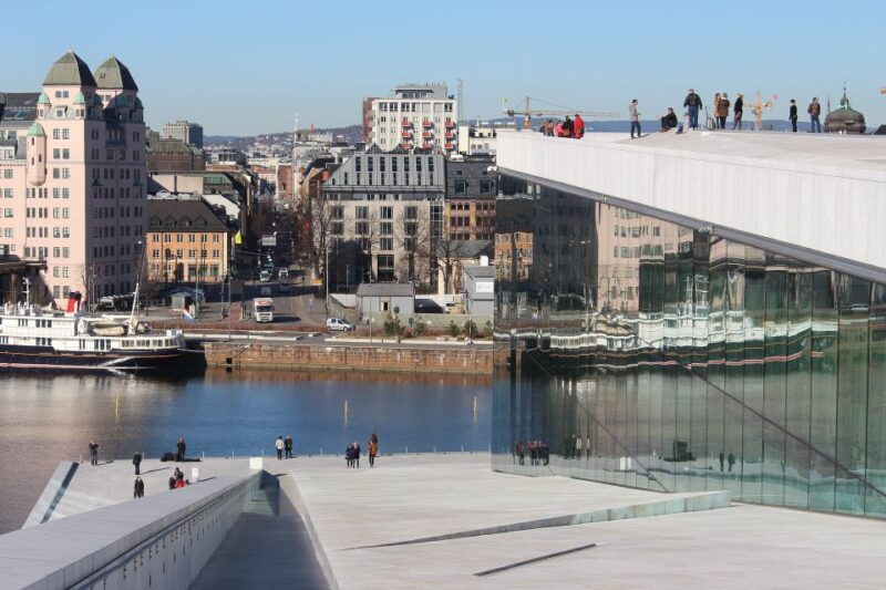 oslo-express-walk-with-a-local-in-60-minutes