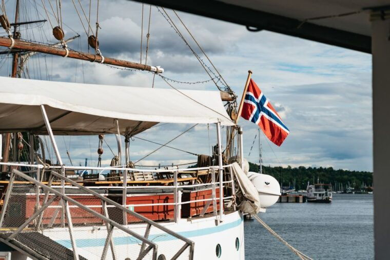 oslo-fjord-evening-cruise-with-shrimp-buffet