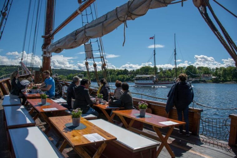 oslo-fjord-mini-cruise-by-wooden-sailing-ship