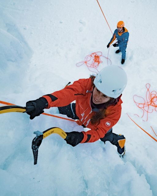 oslo-guided-ice-climbing-experience-at-sno-ski-dome