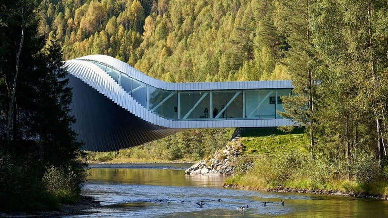 Oslo: Kistefos, Hadeland Glassverk, and Stave Church Tour - A Day Trip That Packs a Punch